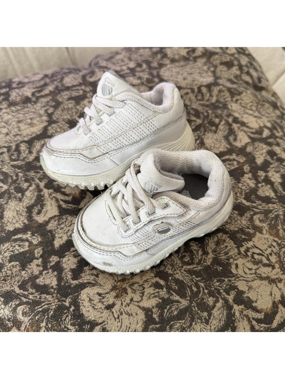Vintage y2k chunky baby toddler white sneakers K-Swiss sz 3 t